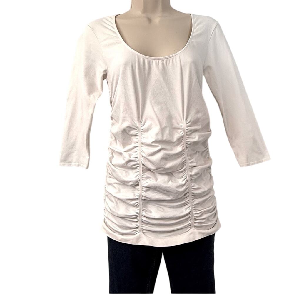 Last Tango White Fitted Seamless Ruched 3/4 sleeve Scoop Neck Top Everyday Basic